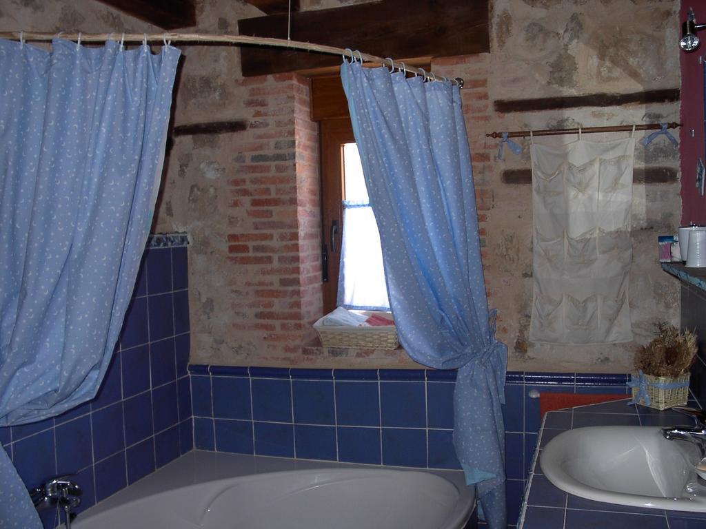 Casa Rural Pincherres Mata de Quintanar Zimmer foto